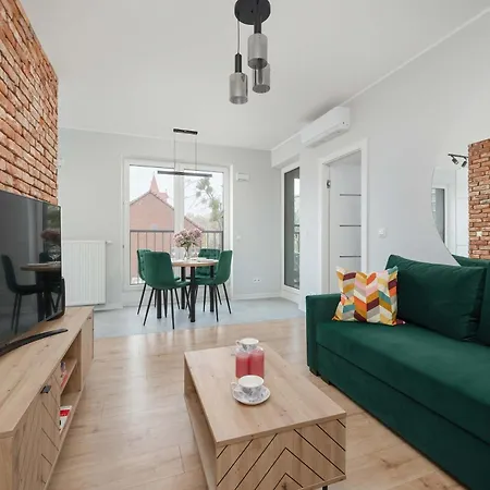 Апартаменти Przytulny Z Tarasem & Balkonem By Renters *