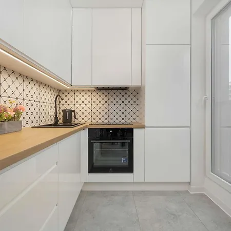 Апартаменти Przytulny Z Tarasem & Balkonem By Renters Вроцлав