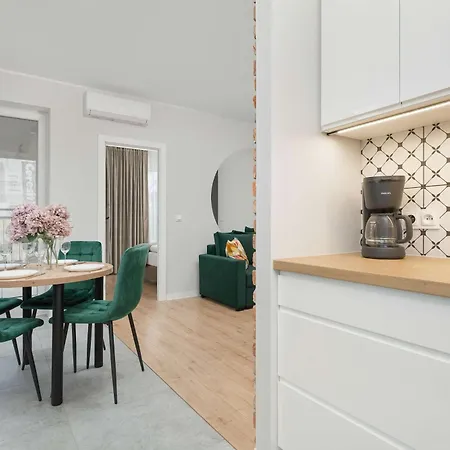 Apartmán Przytulny Z Tarasem & Balkonem By Renters Vratislav